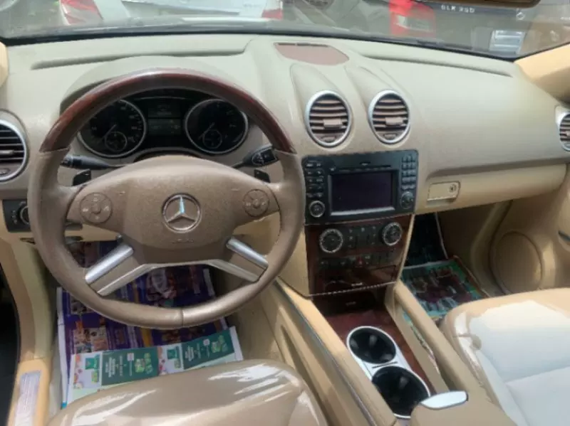 Mercedes-Benz ML 350   - 2010