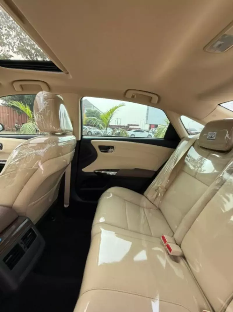 TOYOTA Avalon   - 2014