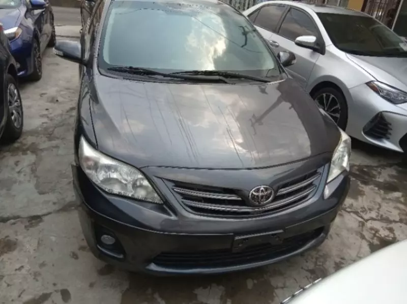 Toyota Corolla   - 2009