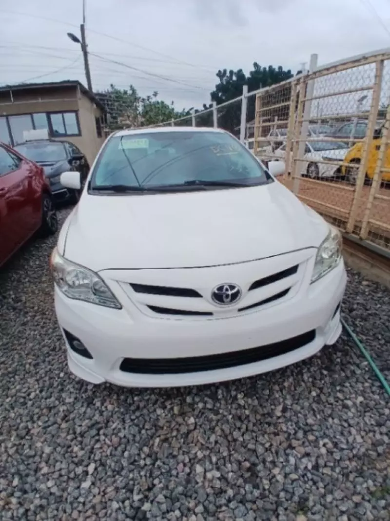 TOYOTA Corolla   - 2013