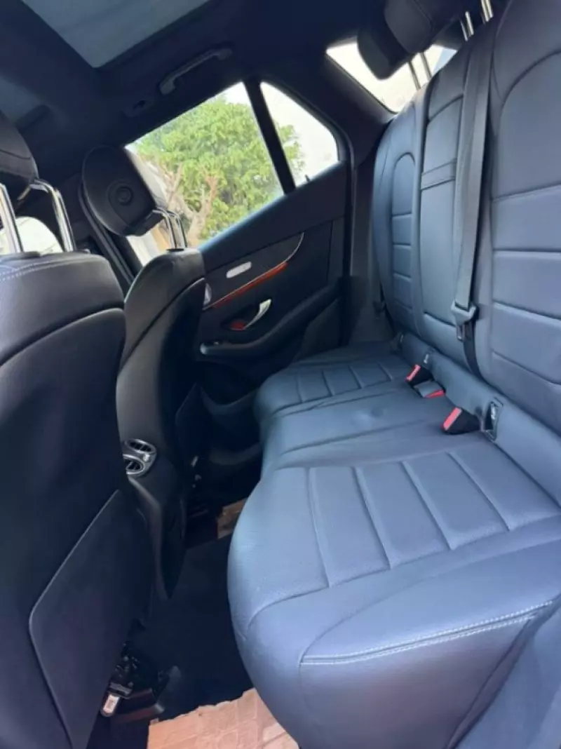 Mercedes-Benz GLC 300   - 2019