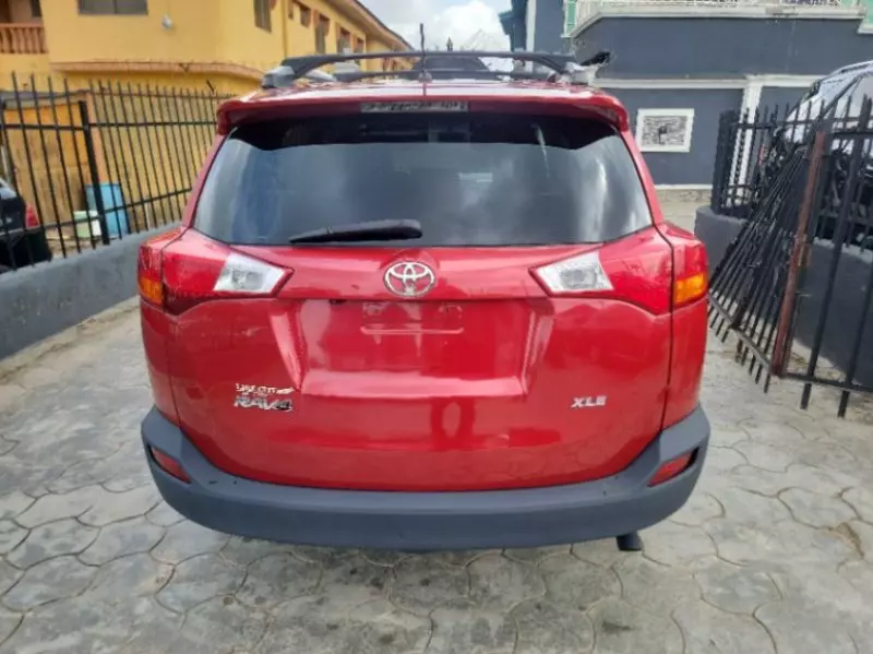 Toyota RAV 4 - 2013