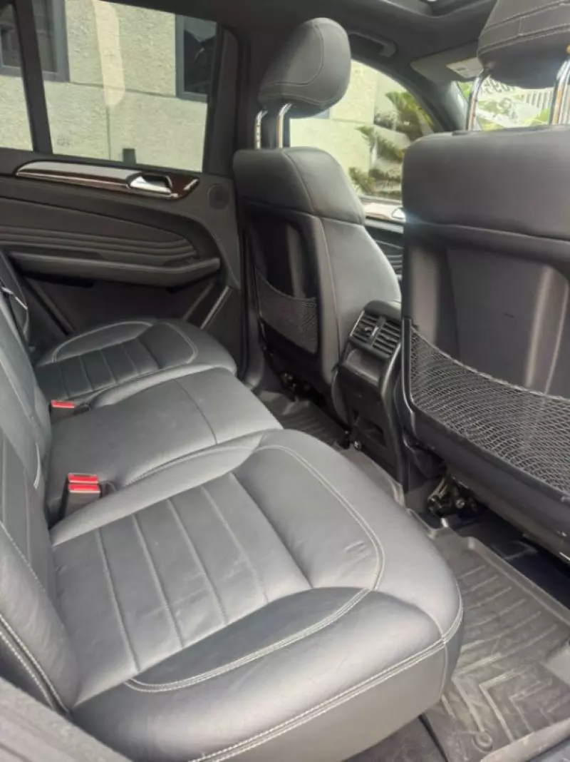 Mercedes-Benz C 300   - 2015