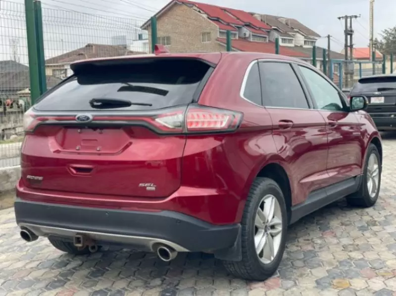 Ford Edge   - 2016