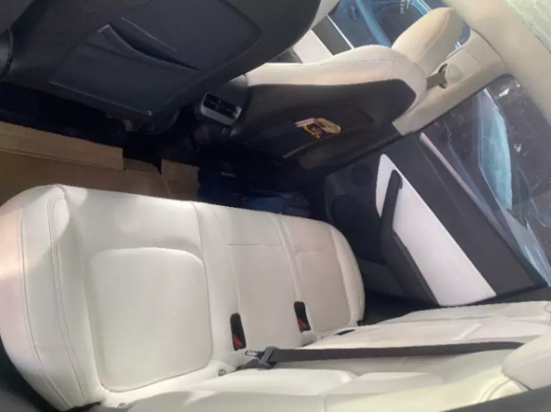 Tesla Model Y - 2021