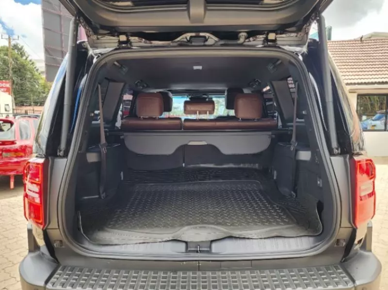 Toyota Landcruiser Prado   - 2024