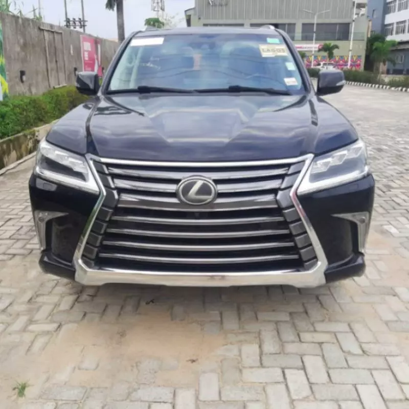 Lexus LX 570   - 2019