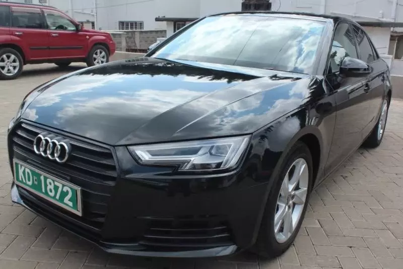 Audi A4   - 2017