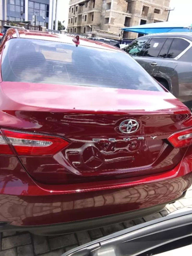 TOYOTA Camry   - 2019