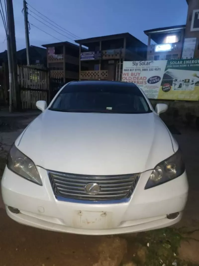Lexus ES 350   - 2009