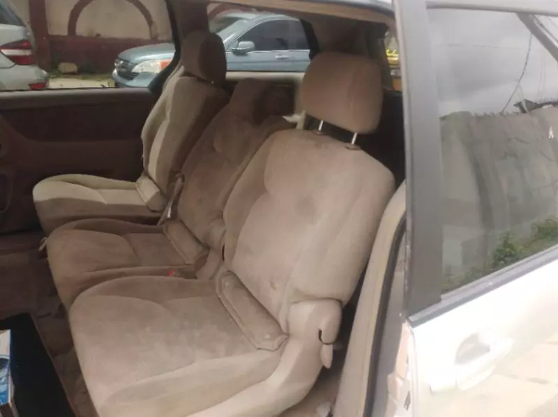 TOYOTA Sienna   - 2007
