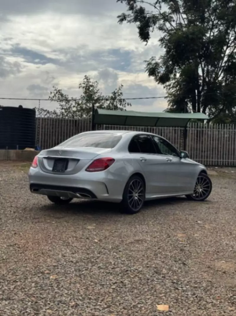 Mercedes-Benz C250   - 2016