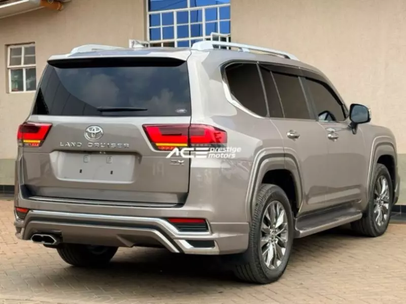 TOYOTA Land Cruiser   - 2022