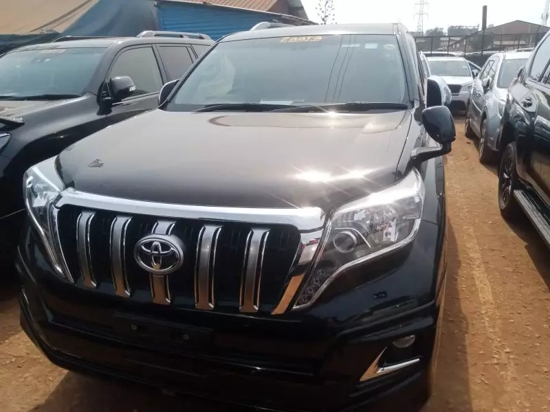 Toyota Landcruiser Prado   - 2016