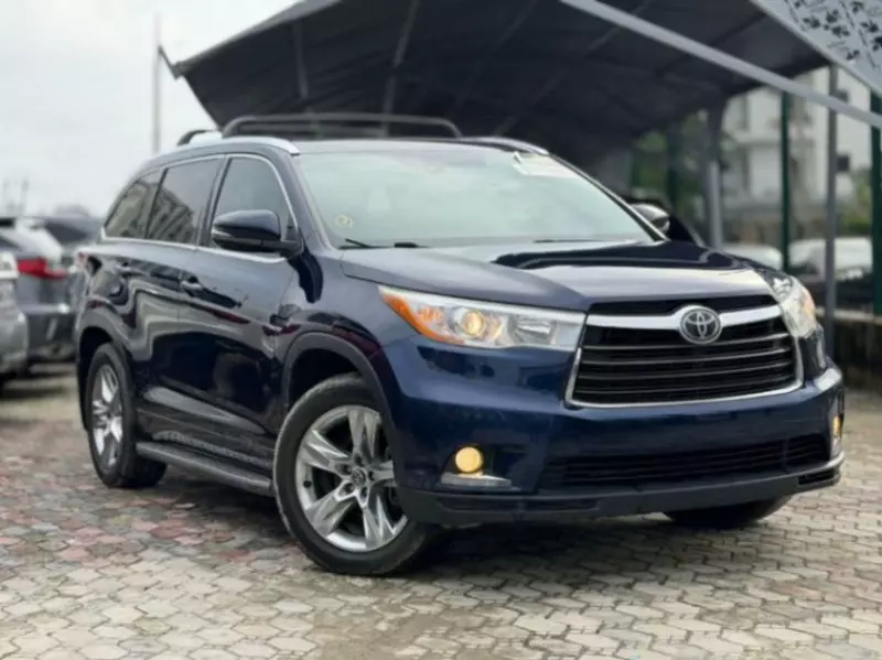 TOYOTA Highlander   - 2016