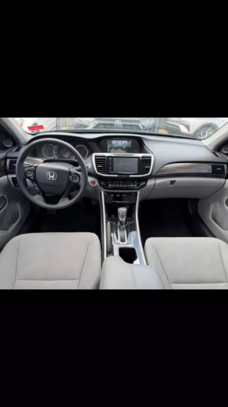 Honda Accord   - 2016