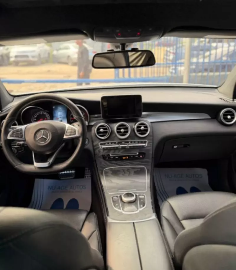 Mercedes-Benz GLC 300 - 2018