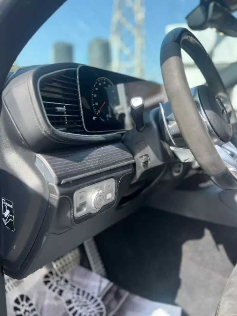 Mercedes-Benz GLE-Class   - 2022