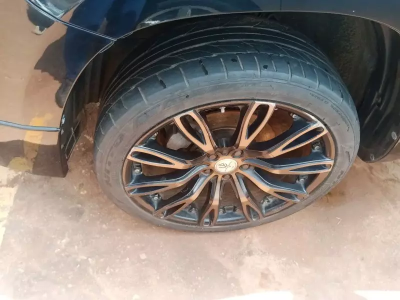 Toyota Vanguard    - 2013