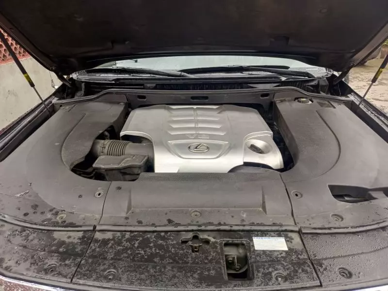 Lexus LX 570   - 2014