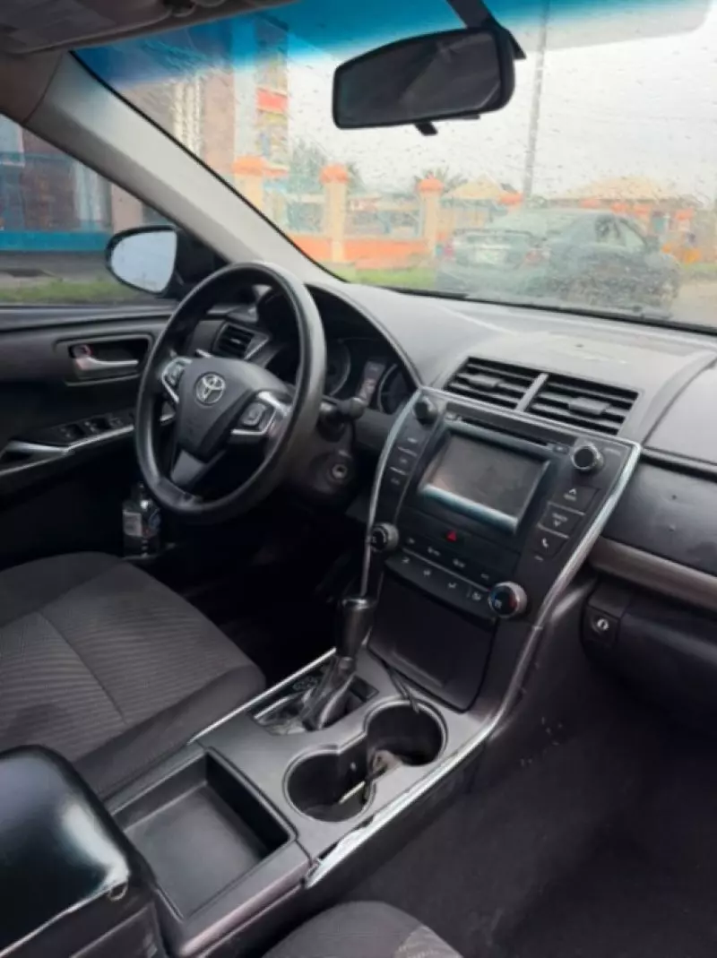 TOYOTA Camry - 2016