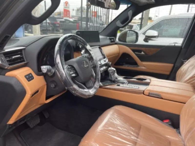 Lexus LX 600 - 2022