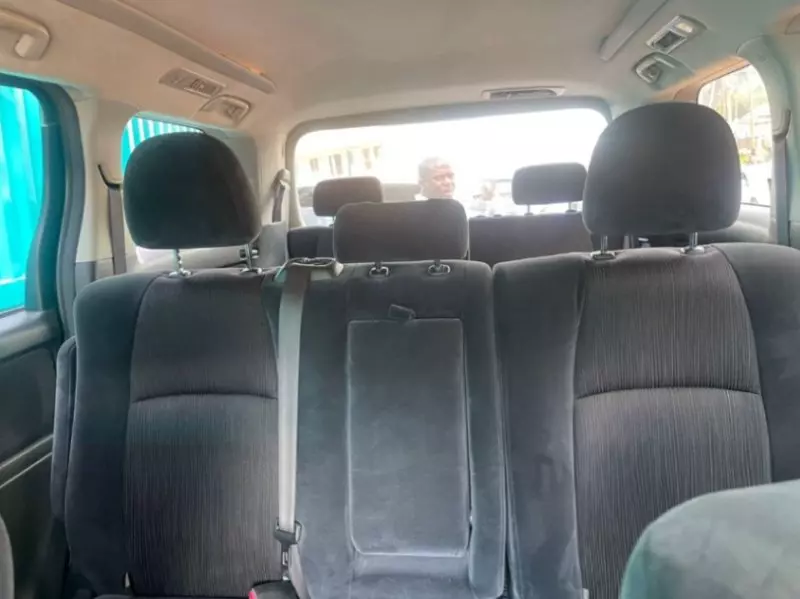 Toyota Vellfire - 2012