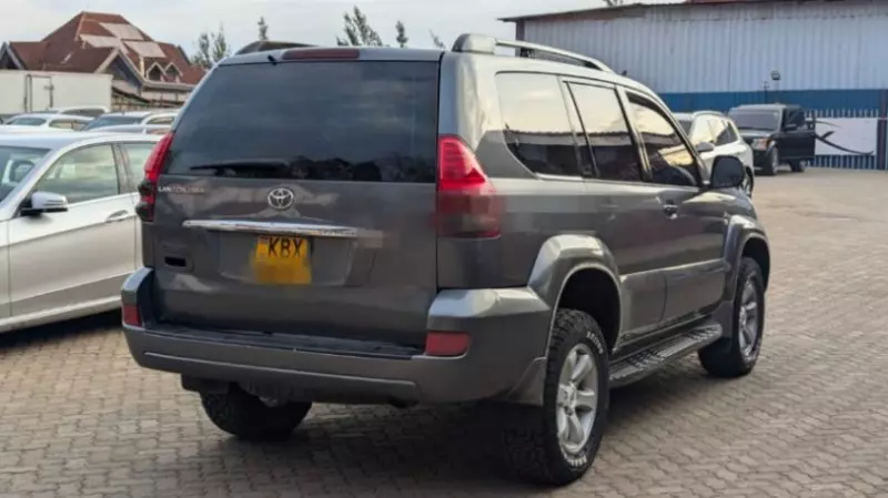 Toyota Prado   - 2006