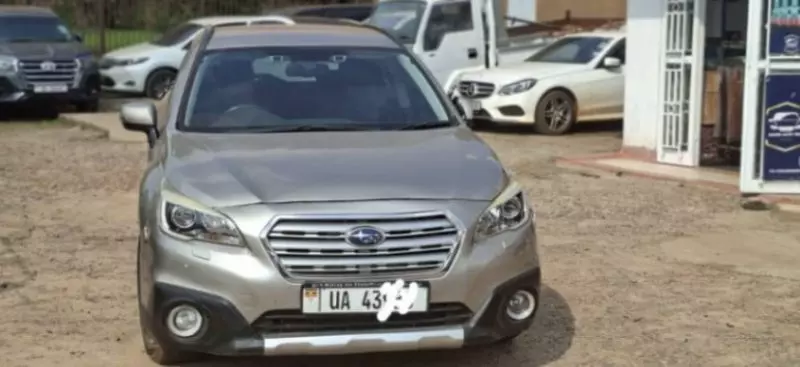 Subaru Outback   - 2017