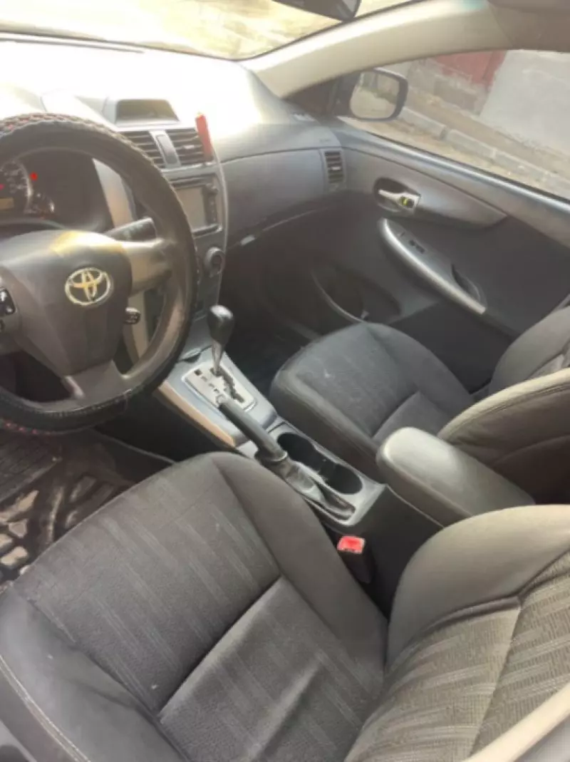 Toyota Corolla   - 2013