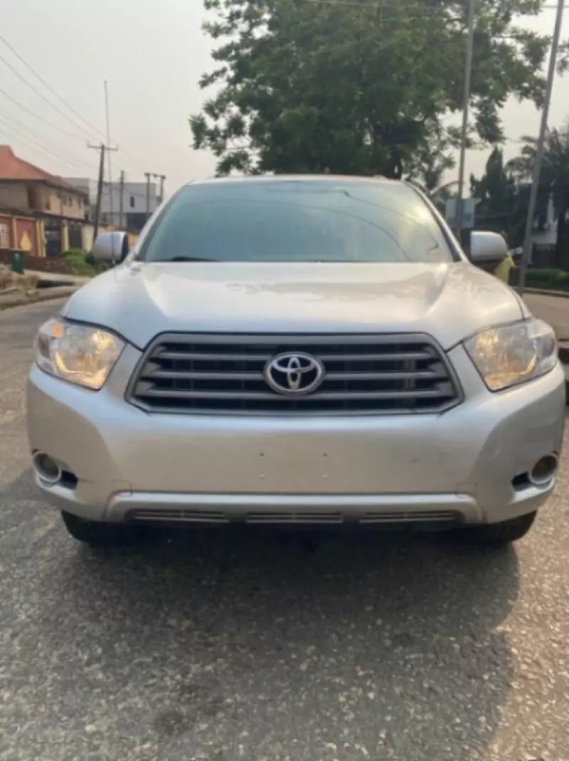 TOYOTA Highlander - 2009