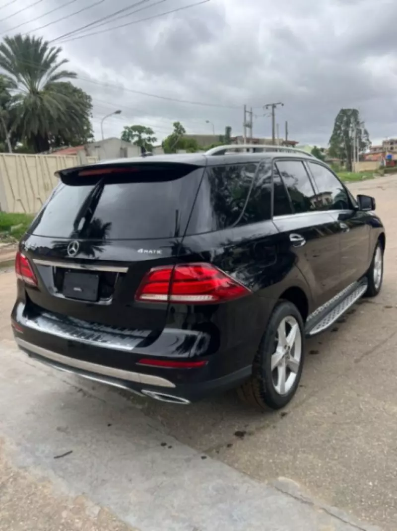 Mercedes-Benz GLE 350   - 2018