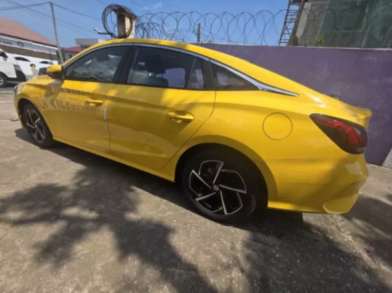 MG MG 5   - 2024