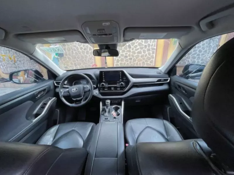 TOYOTA Highlander - 2020