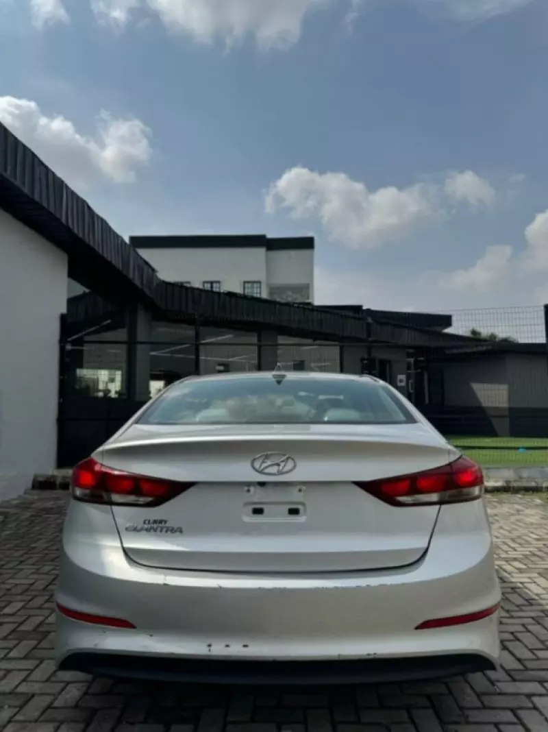 Hyundai Elantra   - 2017