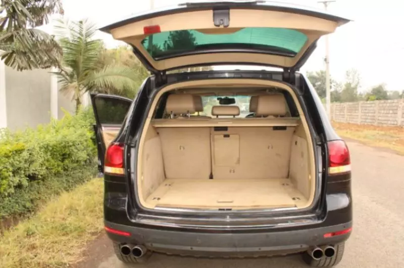 Volkswagen Touareg   - 2008