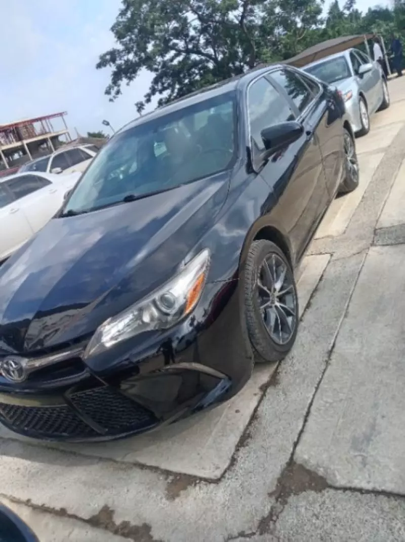 TOYOTA Camry   - 2017