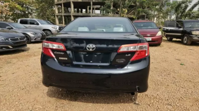 TOYOTA Camry   - 2012