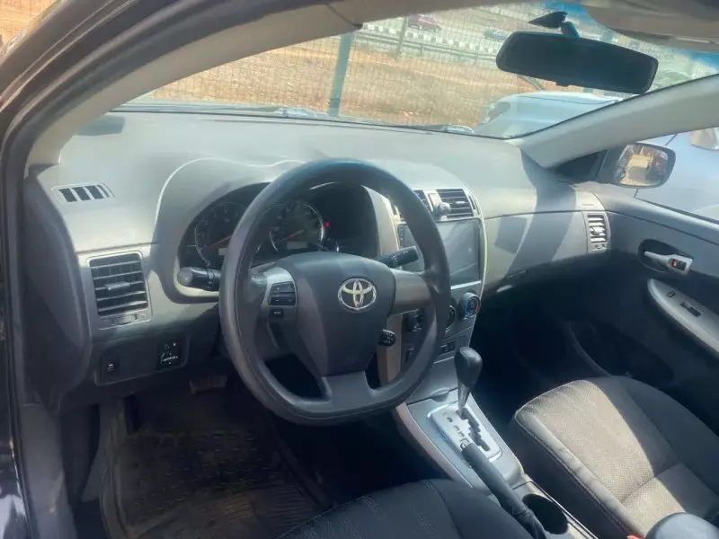 Toyota Corolla   - 2012