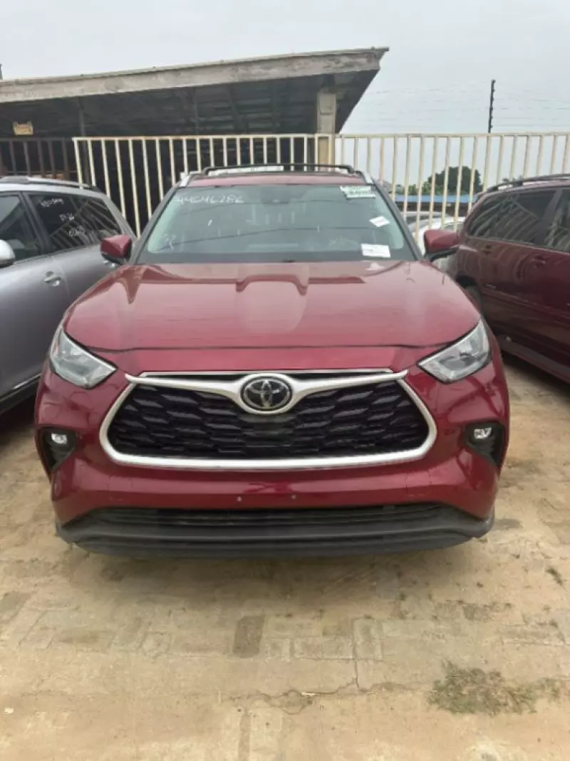 TOYOTA Highlander   - 2020