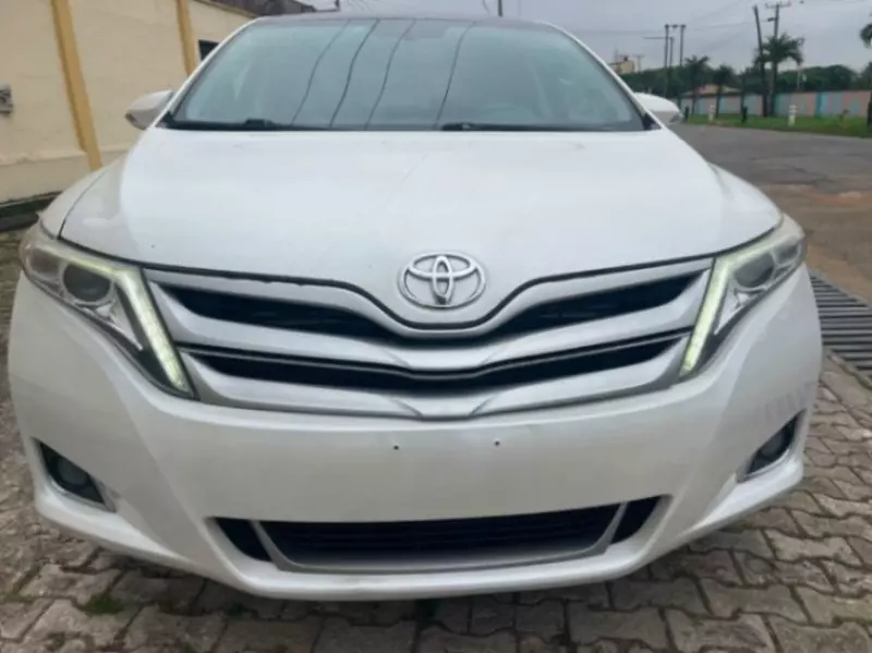 TOYOTA Venza   - 2012
