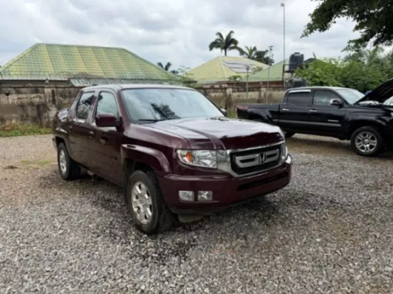 Honda Ridgeline   - 2014
