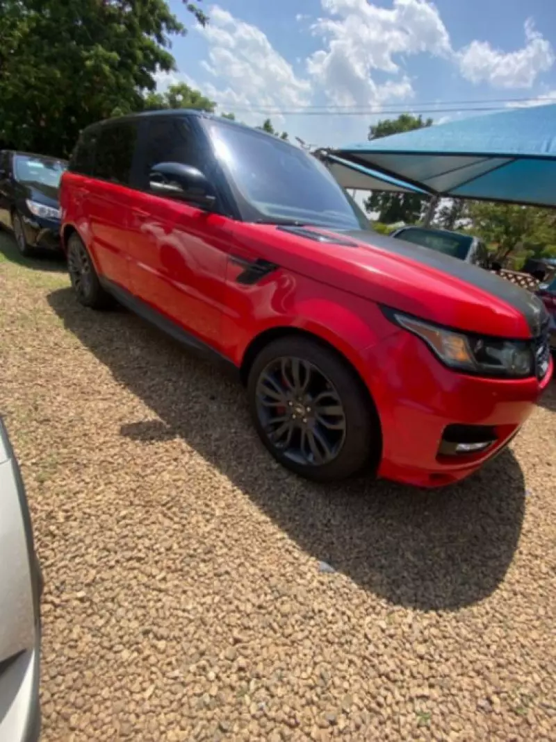 Land Rover Range Rover Sport   - 2017