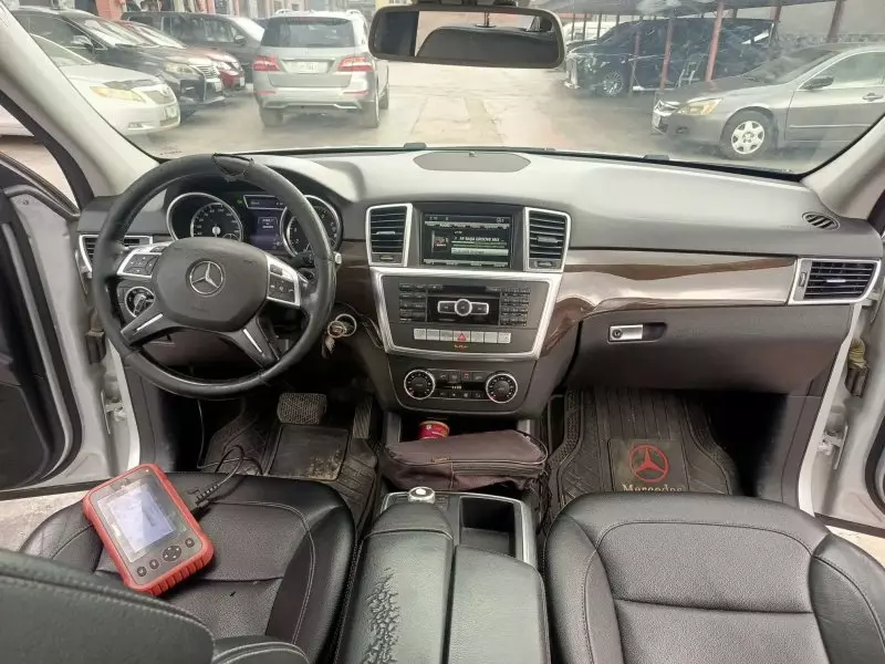 Mercedes-Benz ML-Class   - 2014