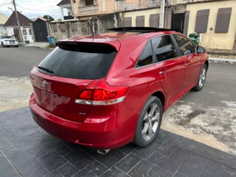 Toyota Venza   - 2010