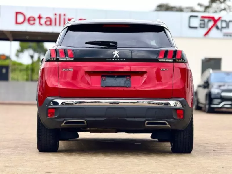 Peugeot 3008   - 2018