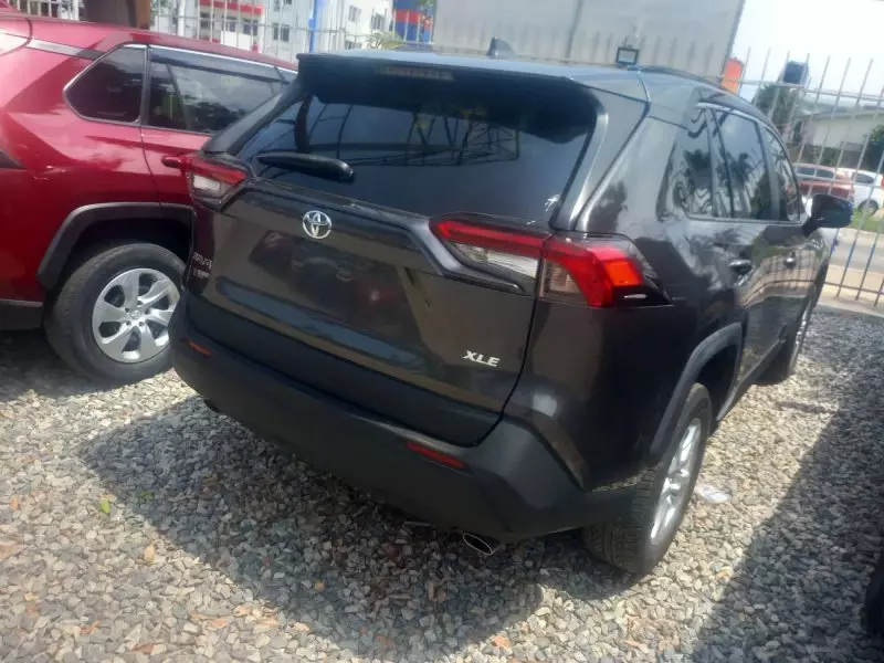 Toyota RAV 4 - 2021