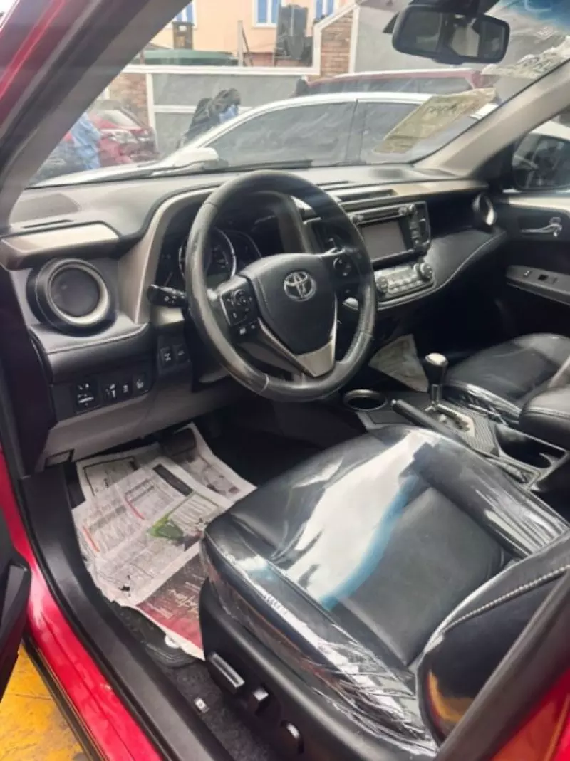 Toyota RAV 4   - 2014