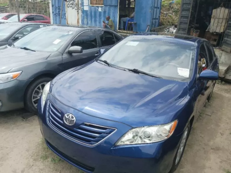 Toyota camry   - 2009