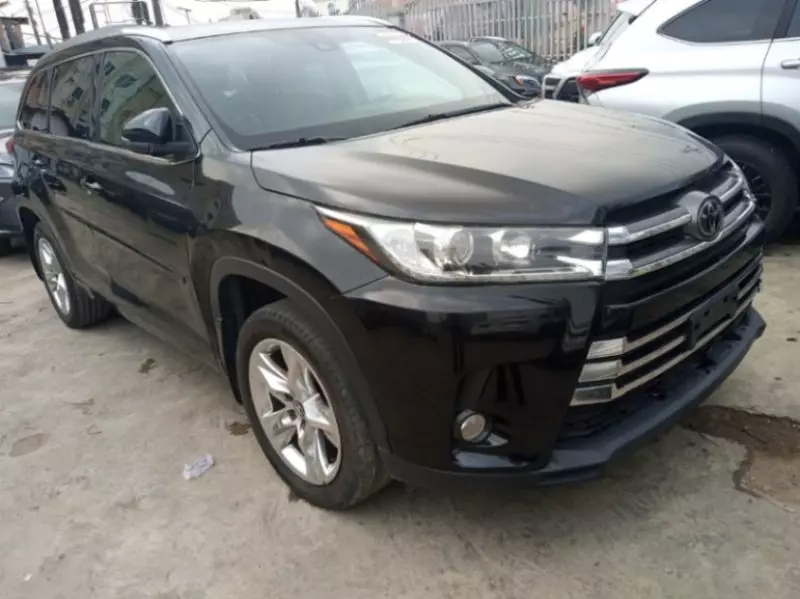 TOYOTA Highlander   - 2018